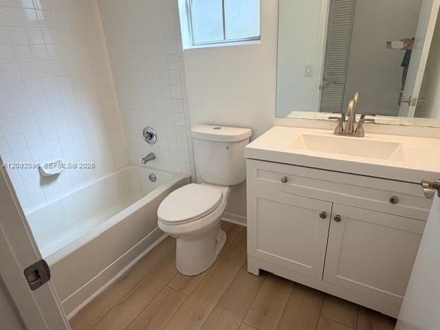 5688 Dewberry Way, West Palm Beach, FL 33415