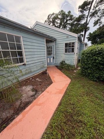 5688 Dewberry Way, West Palm Beach, FL 33415