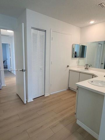 5688 Dewberry Way, West Palm Beach, FL 33415