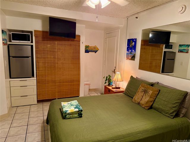 134 Kapahulu Avenue 917, Honolulu, HI 96815