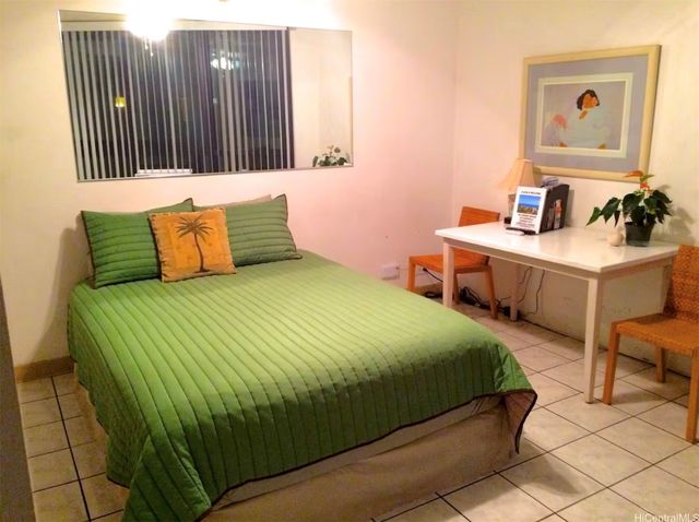 134 Kapahulu Avenue 917, Honolulu, HI 96815