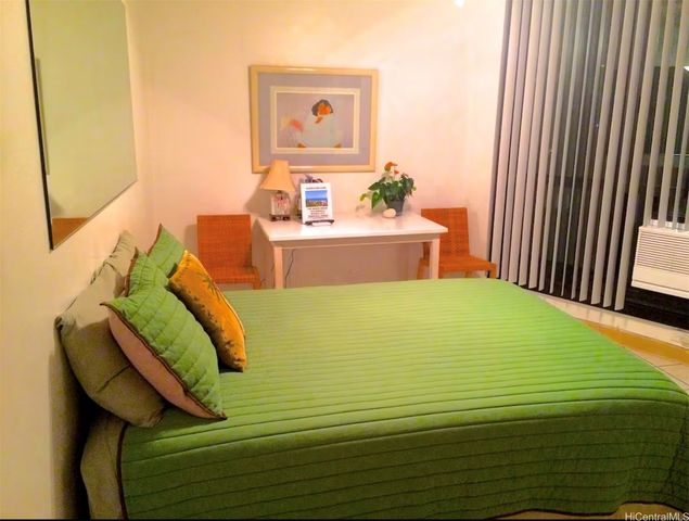 134 Kapahulu Avenue 917, Honolulu, HI 96815