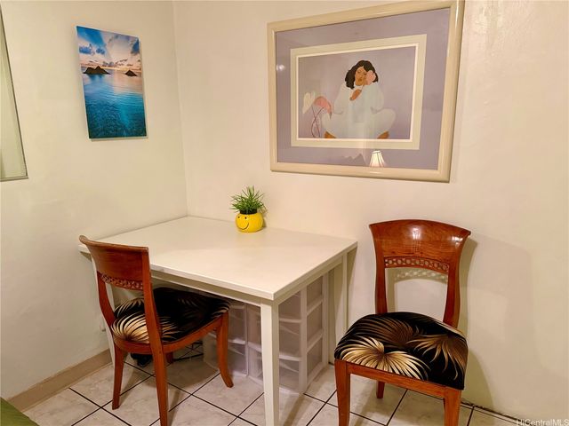 134 Kapahulu Avenue 917, Honolulu, HI 96815