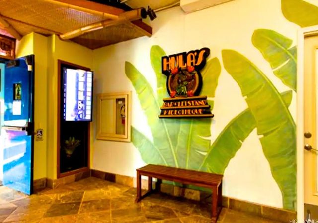 134 Kapahulu Avenue 917, Honolulu, HI 96815