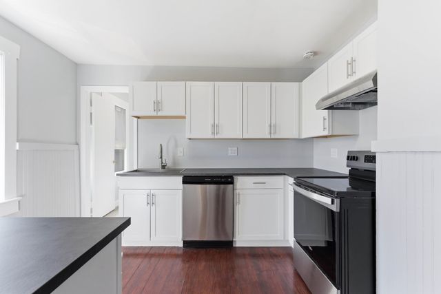 50 Saragossa St D, St Augustine, FL 32084