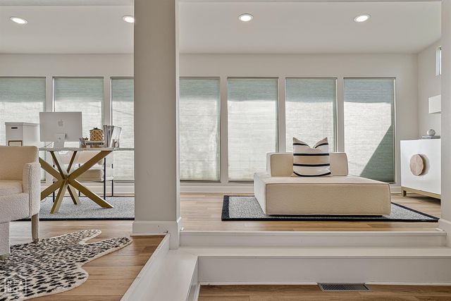 1218 E Country Club, Jonesboro, AR 72401