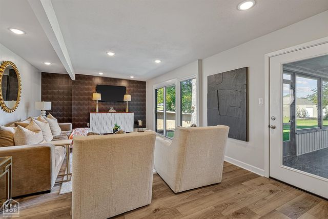 1218 E Country Club, Jonesboro, AR 72401