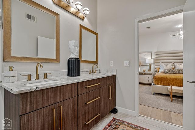 1218 E Country Club, Jonesboro, AR 72401