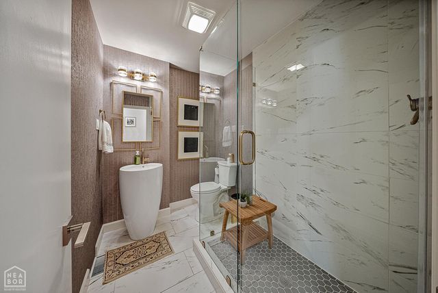 1218 E Country Club, Jonesboro, AR 72401