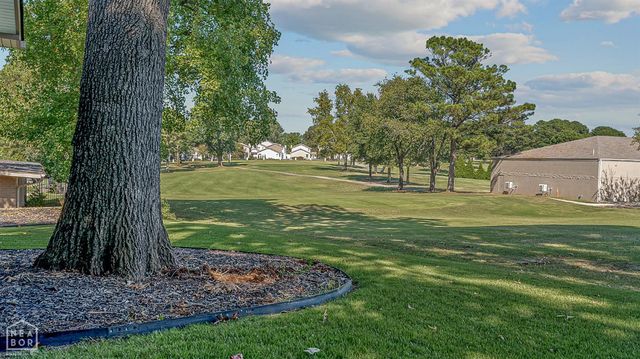 1218 E Country Club, Jonesboro, AR 72401