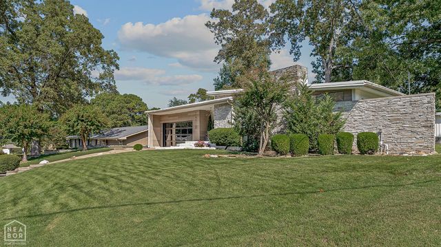 1218 E Country Club, Jonesboro, AR 72401