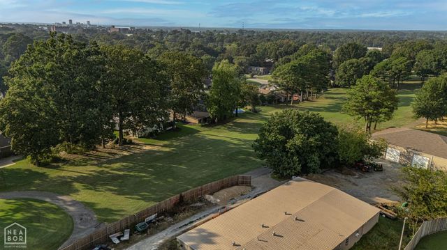 1218 E Country Club, Jonesboro, AR 72401