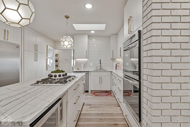 1218 E Country Club, Jonesboro, AR 72401