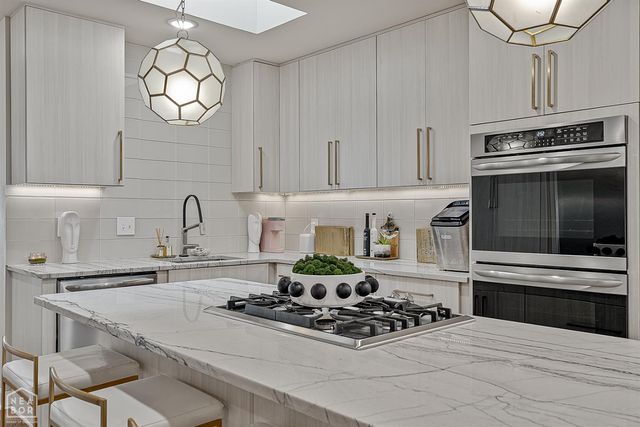 1218 E Country Club, Jonesboro, AR 72401