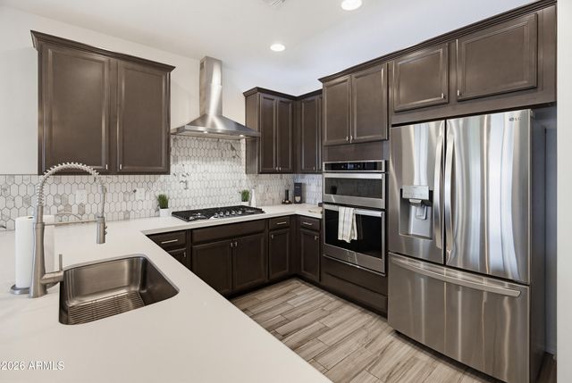 10857 W MARSHALL Avenue, Phoenix, AZ 85037