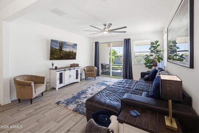 10857 W MARSHALL Avenue, Phoenix, AZ 85037