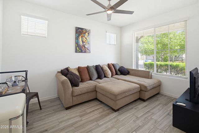 10857 W MARSHALL Avenue, Phoenix, AZ 85037