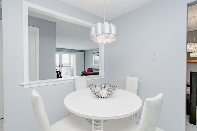 8540 W Foster Avenue 504, Norridge, IL 60706