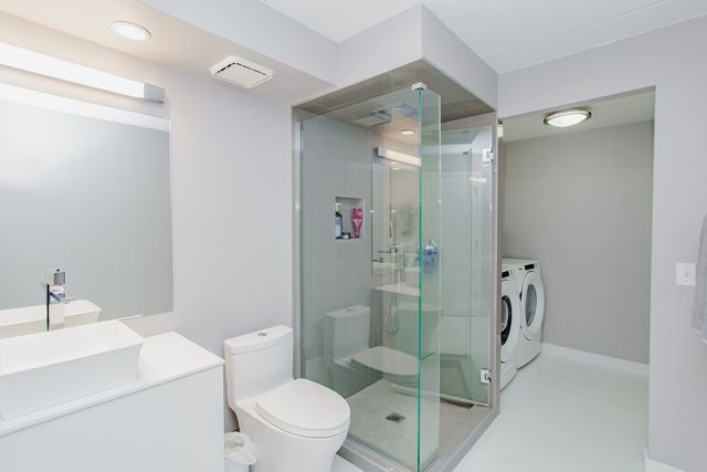 8540 W Foster Avenue 504, Norridge, IL 60706