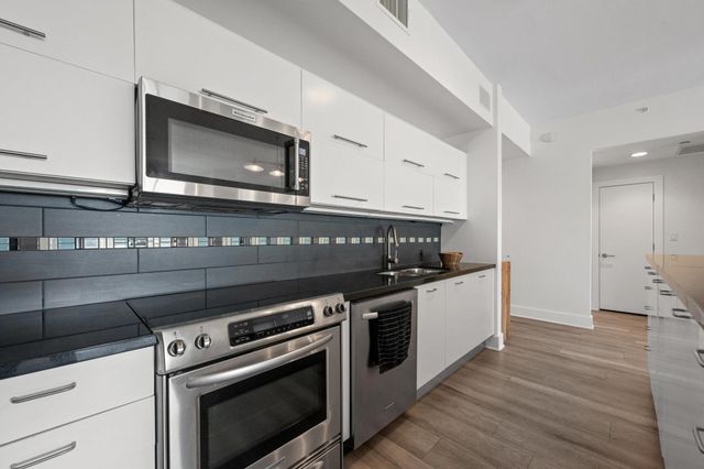 603 Davis ST 1002, Austin, TX 78701