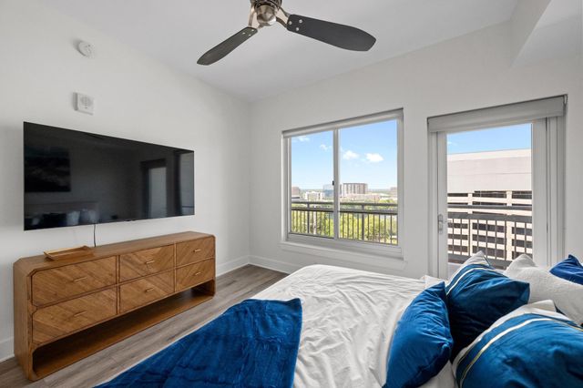 603 Davis ST 1002, Austin, TX 78701