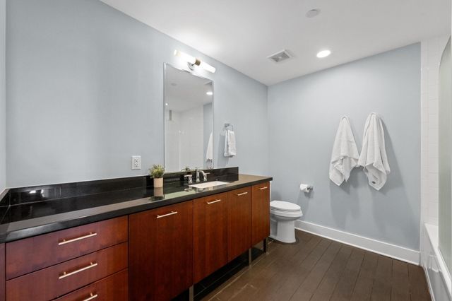 603 Davis ST 1002, Austin, TX 78701