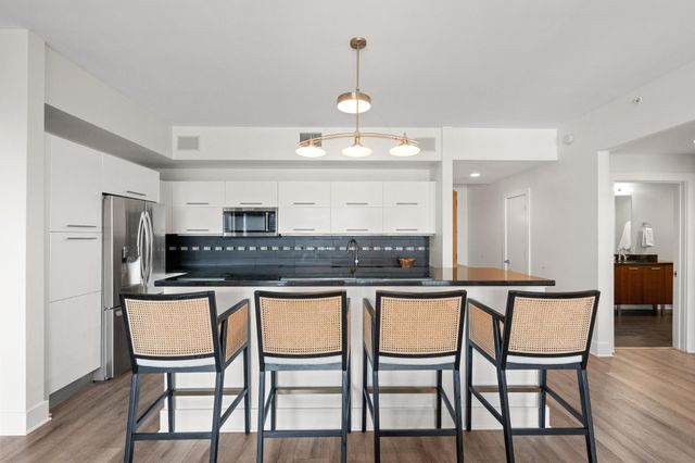 603 Davis ST 1002, Austin, TX 78701