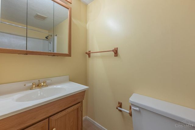 8294 Creek Woods Place, Deerfield Twp., OH 45039