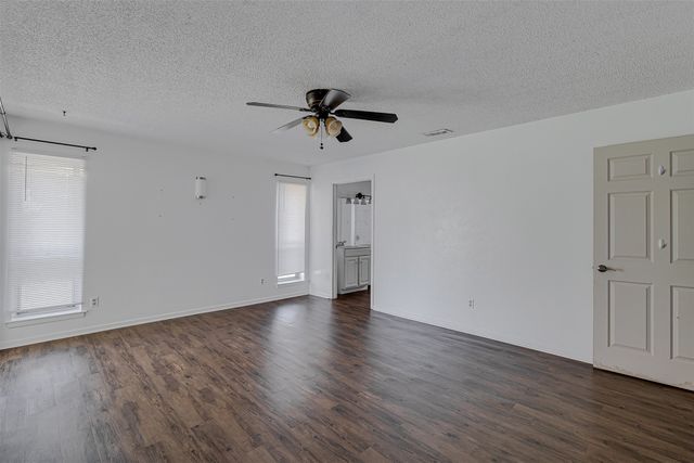 4266 Balboa Drive, Fort Worth, TX 76133