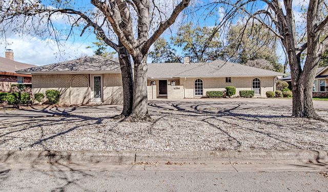 4266 Balboa Drive, Fort Worth, TX 76133