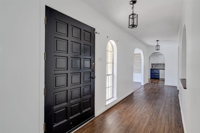 4266 Balboa Drive, Fort Worth, TX 76133