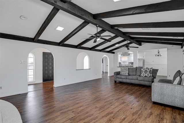 4266 Balboa Drive, Fort Worth, TX 76133