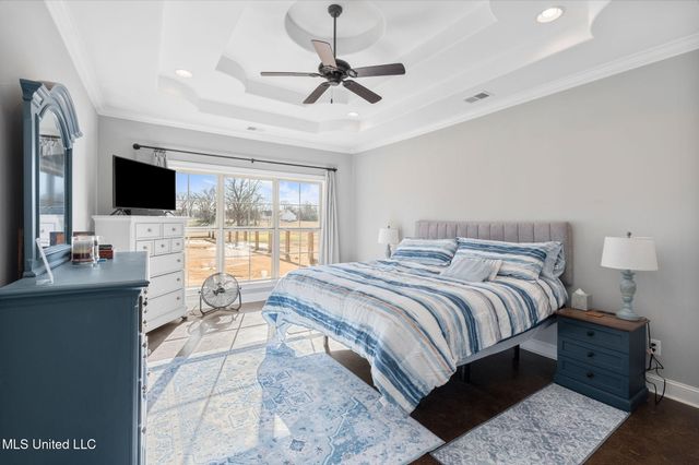 4883 W Oak Grove Road, Hernando, MS 38632