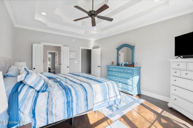 4883 W Oak Grove Road, Hernando, MS 38632