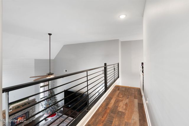 4883 W Oak Grove Road, Hernando, MS 38632