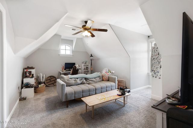 4883 W Oak Grove Road, Hernando, MS 38632