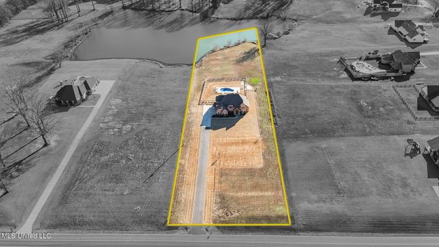 4883 W Oak Grove Road, Hernando, MS 38632