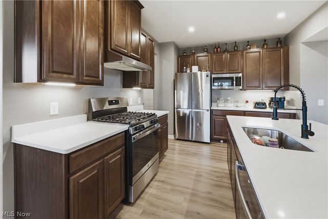 2180 Orchard Circle, Ravenna, OH 44266