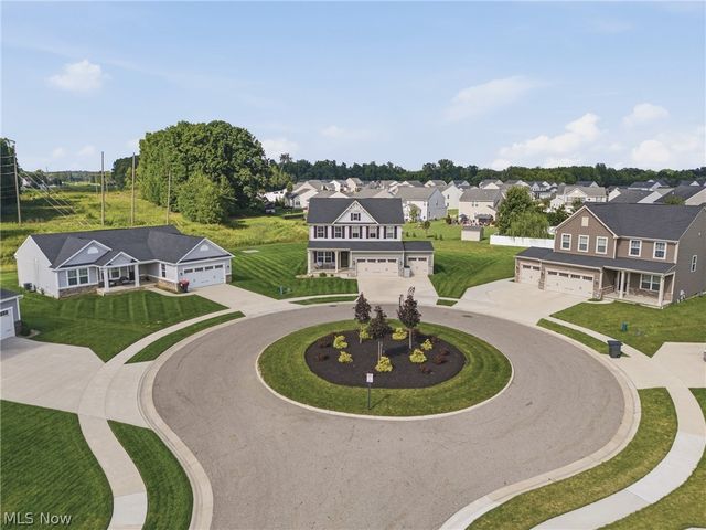 2180 Orchard Circle, Ravenna, OH 44266