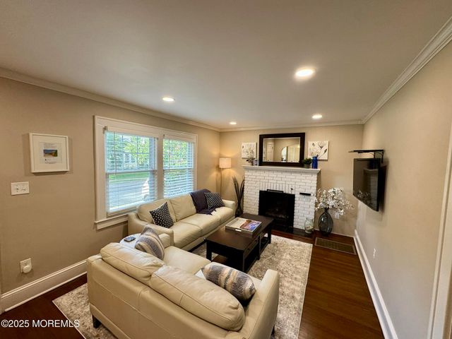 14 Wardell Place, Ocean Twp, NJ 07712