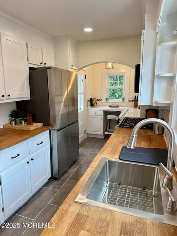 14 Wardell Place, Ocean Twp, NJ 07712