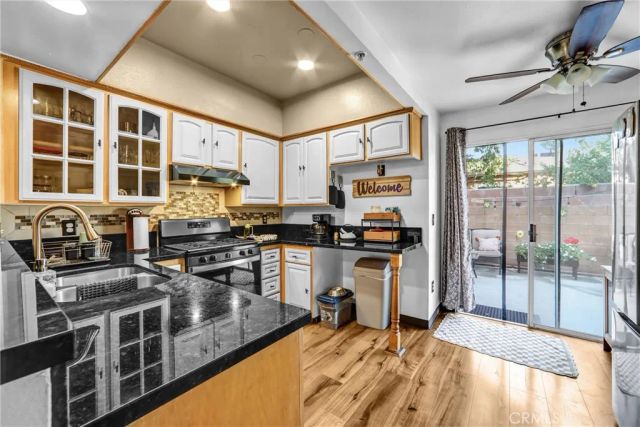 12451 Ralston A, Sylmar, CA 91342