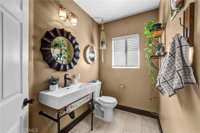 12451 Ralston A, Sylmar, CA 91342
