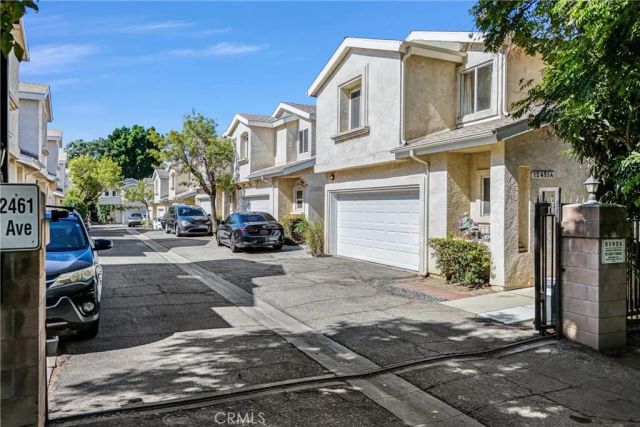 12451 Ralston A, Sylmar, CA 91342