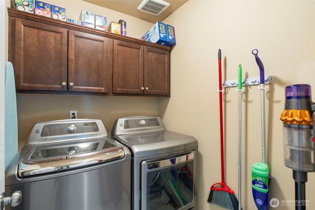 2217 Sirkka Ave, Centralia, WA 98531