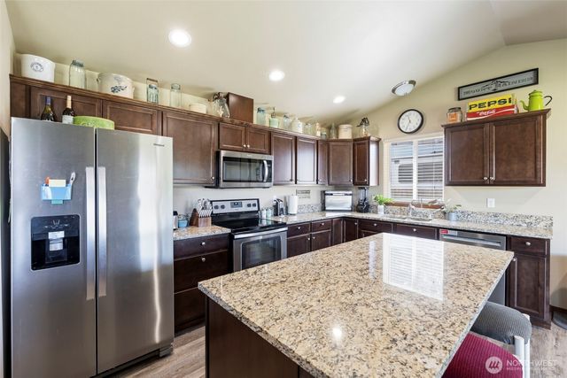 2217 Sirkka Ave, Centralia, WA 98531