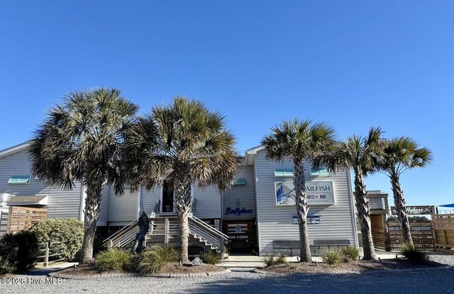 8805 Canoe Brook Court, Wilmington, NC 28411