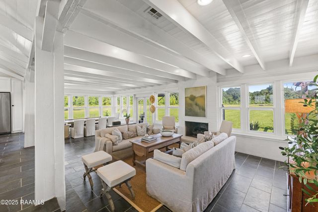 1601 La-357, Opelousas, LA 70570