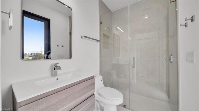 1506 NE 21st AVE, Cape Coral, FL 33909