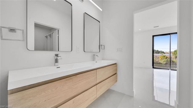 1506 NE 21st AVE, Cape Coral, FL 33909